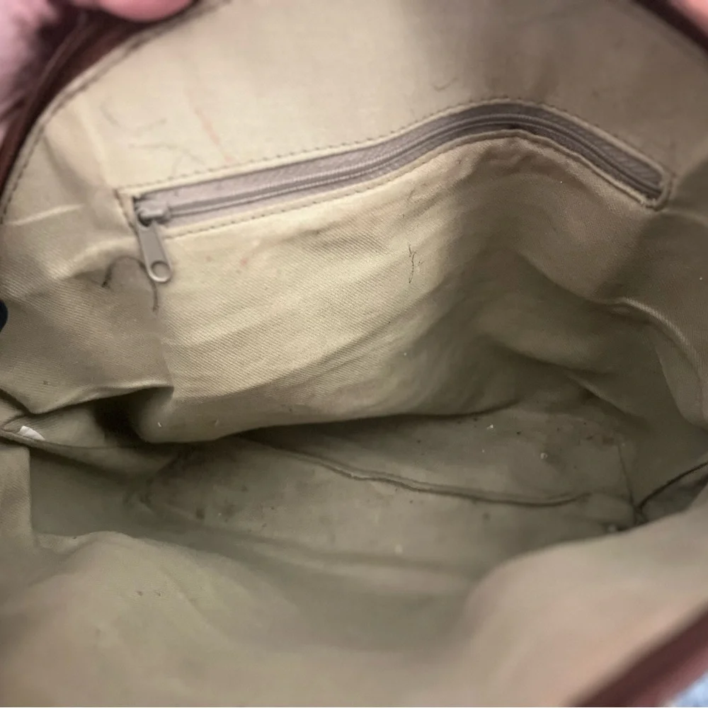 Dooney & Bourke Brown Pebble Grain Leather Tear Drop Satchel - Picture 8 of 14